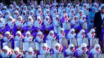 كاللؤلؤ المنثور.. تكريم 1030 من حفظة القرآن الكريم بقرية غمازة الكبرى بالصف صور