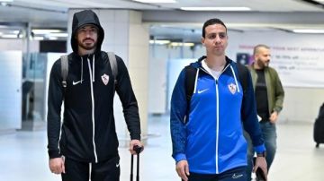 لقطات من بعثة الزمالك بعد وصولها جنوب إفريقيا استعدادا لمواجهة كايزر تشيفز..شاهد