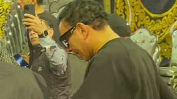 محمود الليثي أول الحضور في عزاء إسماعيل الليثي بإمبابة