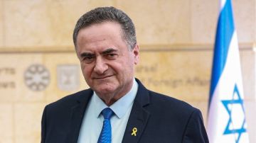 وزير الدفاع الإسرائيلي يمنع ضباط الجيش من إجراء مقابلات مع الصحافة دون موافقته وزير الدفاع الإسرائيلي يمنع ضباط الجيش من إجراء مقابلات مع الصحافة دون موافقته