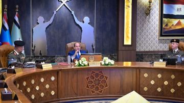 بعد وقوع بعض الجرائم.. الرئيس السيسي: يجب تطبيق قوانين الطفل بشكل صارم بلا استثناء بعد وقوع بعض الجرائم.. الرئيس السيسي: يجب تطبيق قوانين الطفل بشكل صارم بلا استثناء