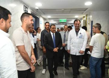 خلال تفقد محافظ مطروح لـ العلمين النموذجي .. مدير المستشفى: إجراء 155 قسطرة و26 ألف جراحة في عام