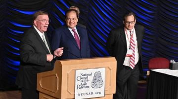 ماذا قال حفيد الرئيس الأمريكي الأسبق عن أبو العينين في واشنطن .. شاهد