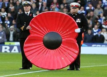 وردة بوبي تظهر على قمصان لاعبي الدوري الإنجليزي.. ما القصة؟ وردة بوبي تظهر على قمصان لاعبي الدوري الإنجليزي.. ما القصة؟