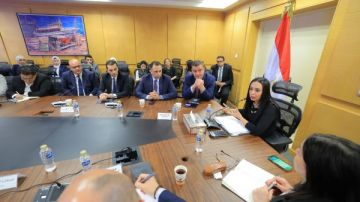 مايا مرسي تلتقي فريق صندوق دعم مشروعات الجمعيات والمؤسسات الأهلية وتثمن جهوده