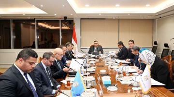 وزير الإسكان يوافق على منح تيسيرات جديدة للمستثمرين ودفع عجلة التنمية السياحية وزير الإسكان يوافق على منح تيسيرات جديدة للمستثمرين ودفع عجلة التنمية السياحية