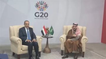 تفاصيل لقاء وزير الخارجية مع نظيره السعودي