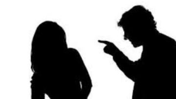 خاص.. زوج يعترف برش وجه زوجته بـ كلور: مش عارفة تعيش على قد دخلي (نص التحقيقات)