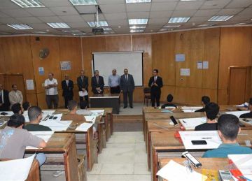 رئيس جامعة بنها: نحرص على تنمية مهارات الطلاب وتشجيع ممارسة الأنشطة الطلابية