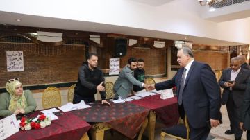 نقيب المحامين يتابع استقبال ملفات المرشحين في انتخابات النقابات الفرعية بالمرحلة الأولى