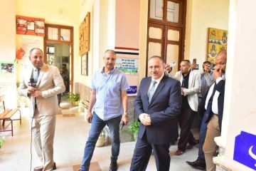 أجواء من الانضباط وإقبال متزايد.. محافظ أسيوط يتفقد لجان انتخابات النواب 2025 صور