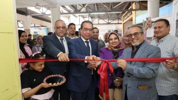 أخبار قنا نائب المحافظ يتابع تنفيذ قرارات توفيق أوضاع الكنائس.. وافتتاح معرض فن أشغال الخشب