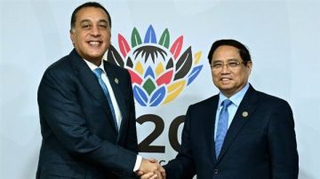 رئيس الوزراء لـ نظيره الفيتنامي: نتطلع لتطوير العلاقات بين البلدين