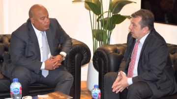 سفير أرمينيا يزور غرفة القاهرة لبحث تعاون استثماري وتجاري جديد سفير أرمينيا يزور غرفة القاهرة لبحث تعاون استثماري وتجاري جديد