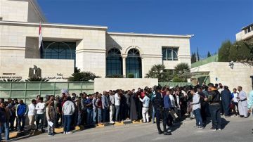 سفير مصر بالكويت: العملية الانتخابية تسير بسلاسة ويسر مع إقبال كثيف من المصريين