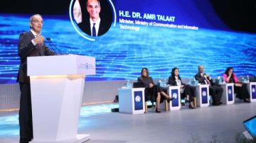 وزير الاتصالات: الذكاء الاصطناعي أداة مساعدة لتعزيز الكفاءة الإنتاجية والرعاية الصحية في مصر