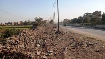 أسوان.. رفع 120 طن مخلفات من المحطة الوسيطة بكوم أمبو