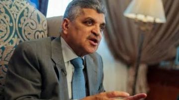 بعد عودة ميرسك للعبور من قناة السويس.. أسامة ربيع يكشف تفاصيل الاتفاق بعد عودة ميرسك للعبور من قناة السويس.. أسامة ربيع يكشف تفاصيل الاتفاق