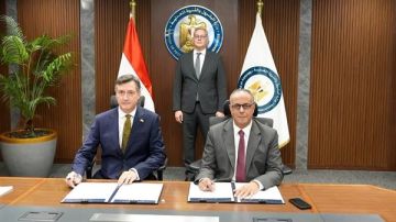 تفاصيل مد مصر التزام خليج السويس ودلتا النيل مع إيني الإيطالية حتى عام 2040 تفاصيل مد مصر التزام خليج السويس ودلتا النيل مع إيني الإيطالية حتى عام 2040