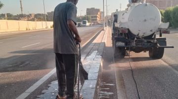 حملة نظافة لرفع كفاءة شوارع حي جنوب الأقصر ولتحسين المظهر الحضاري للمدينة
