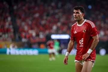 شكوى من الأهلي إلى اتحاد الكرة ضد عدد من جماهير الزمالك بعد تجاوزات بحق زيزو وأسرته