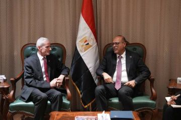 مصر وألبانيا تبحثان تعزيز التعاون في مجالات العمل والتدريب وتنقل العمالة مصر وألبانيا تبحثان تعزيز التعاون في مجالات العمل والتدريب وتنقل العمالة