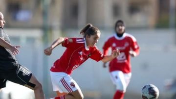 الأهلي يواجه الطيران في بطولة دوري سيدات الكرة