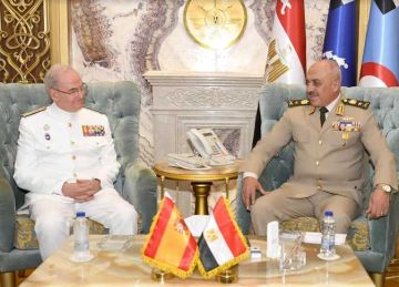 الفريق أحمد خليفة يلتقى رئيس أركان الدفاع الإسبانى