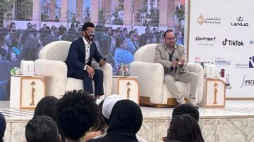 خالد النبوي: صلاح السعدني شارك في المهاجر ثم اعتذر بعد تصوير بعض المشاهد خالد النبوي: صلاح السعدني شارك في المهاجر ثم اعتذر بعد تصوير بعض المشاهد