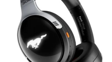 بميزات جديدة .. سامسونج تطلق سماعة Galaxy Buds Pro اللاسلكية