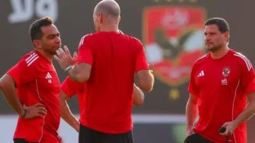 عودة المخيف.. توروب يجهز مفاجاة بلقاء الأهلي وشبيبة القبائل