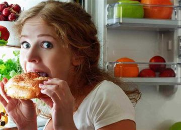  قبل ما تأكل .. 7 علامات تظهر على جسمك تؤكد أن الجوع مجرد وهم