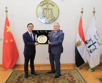 وفد المحكمة العليا بشنغهاي يزور مجلس الدولة المصري لتعزيز التعاون القضائي