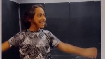 ابنة تامر حسني توجه رسالة اعتذار بعد تدخلها في أزمة كريم محمود عبد العزيز ابنة تامر حسني توجه رسالة اعتذار بعد تدخلها في أزمة كريم محمود عبد العزيز