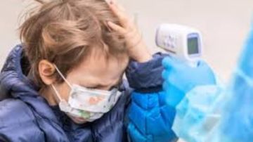 بعد إصابة أبناء مشاهير بفيروسات.. 5 علامات لا تتجاهليها