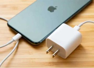  بعد تسببه في وفأة أسرة بـ القليوبية .. 5 قواعد ذهبية لشحن الهاتف بـ أمان وحماية أسرتك من الخطر