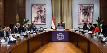 رئيس وزراء مصر: مدبولي: نسعى لزيادة مساهمة الطاقة المتجددة إلى 42 