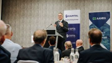 رخصة لكل الأنشطة.. وزير البترول يعلن حوافز جديدة لجذب الشركات الأسترالية للاستثمار في التعدين