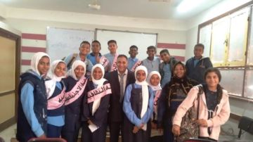 محافظ أسوان: دعم أنشطة التمكين الاقتصادي والاجتماعي للمرأة والشباب وذوي الهمم