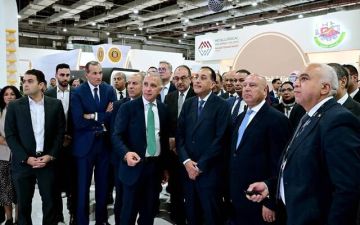 مصر.. مدبولي يزور جناح الصناعة بالمعرض الدولي للنقل الذكي واللوجستيات