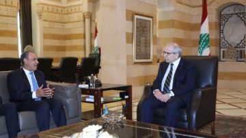 وزير الخارجية في بيروت لبحث مستجدات الأوضاع وسبل دعم لبنان خلال المرحلة الراهنة وزير الخارجية في بيروت لبحث مستجدات الأوضاع وسبل دعم لبنان خلال المرحلة الراهنة