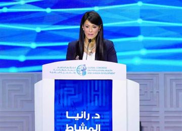 وزيرة التخطيط: 7.6 تريليون جنيه استثمارات عامة في تنمية البشرية خلال 12 عاما وزيرة التخطيط: 7.6 تريليون جنيه استثمارات عامة في تنمية البشرية خلال 12 عاما