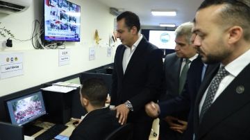 أمين عام مستقبل وطن يتفقد غرفة العمليات المركزية بالحزب لمتابعة سير العملية الانتخابية