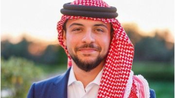 الأمير الحسين يؤدي اليمين الدستورية نائبا للعاهل الأردني