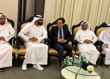 وزير الثقافة يلتقي نظيره الإماراتي خلال حفل توزيع جوائز مؤسسة العويس الثقافية