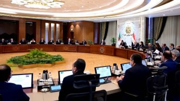 الوزير الأول للجزائر: تعميق العلاقات مع مصر استجابة استراتيجية للتحديات الكبيرة في المنطقة