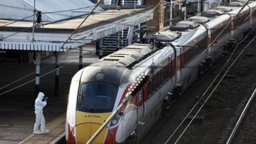 هجوم قطار بيترفورد.. تهم جديدة لمرتكب الحادث وبطولة الركاب والسائق قللت الخسائر