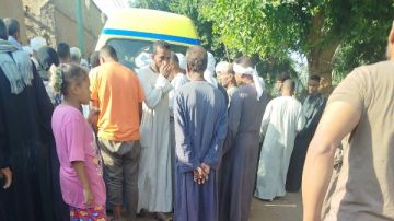 العثور على جثة سيدة مسنة طافية في الترعة بالأقصر العثور على جثة سيدة مسنة طافية في الترعة بالأقصر