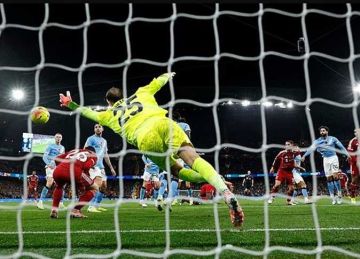 رئيس لجنة الحكام يدافع عن قرار إلغاء هدف ليفربول ضد مانشستر سيتي