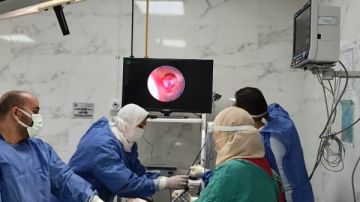 فريق طبي بمستشفى صدر المنصورة ينجح في إجراء منظار تجويف صدري لشاب